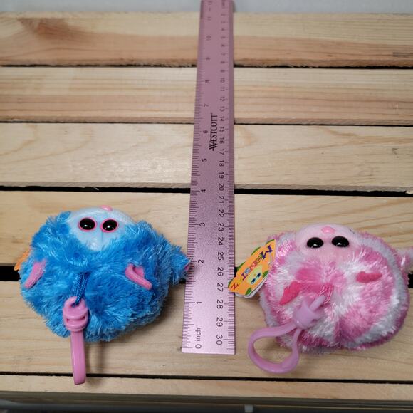 Set of 2 TY Monstaz Mini Clips: Blue Jerry w/ Tag & Pink Roxy w/ Tag - Picture 3 of 3